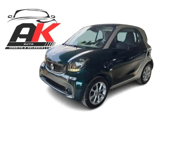 smart forTwo 1.0 Youngster 71CV Twinamic MY18 NAZIONALE