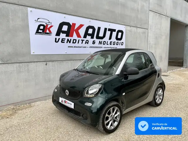 smart forTwo 1.0 Youngster 71CV Twinamic MY18 NAZIONALE
