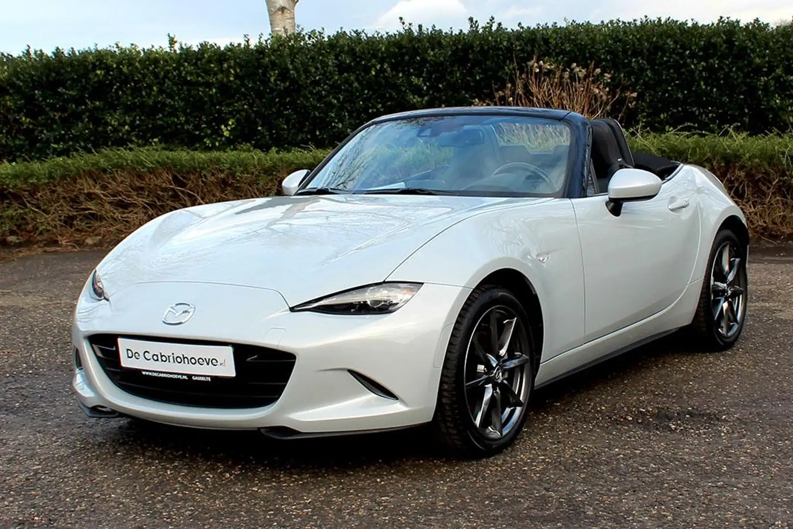Mazda MX-5 ND 2.0l SkyActiv-g 160 GT-M Ceramic Metallic Weiß - 2