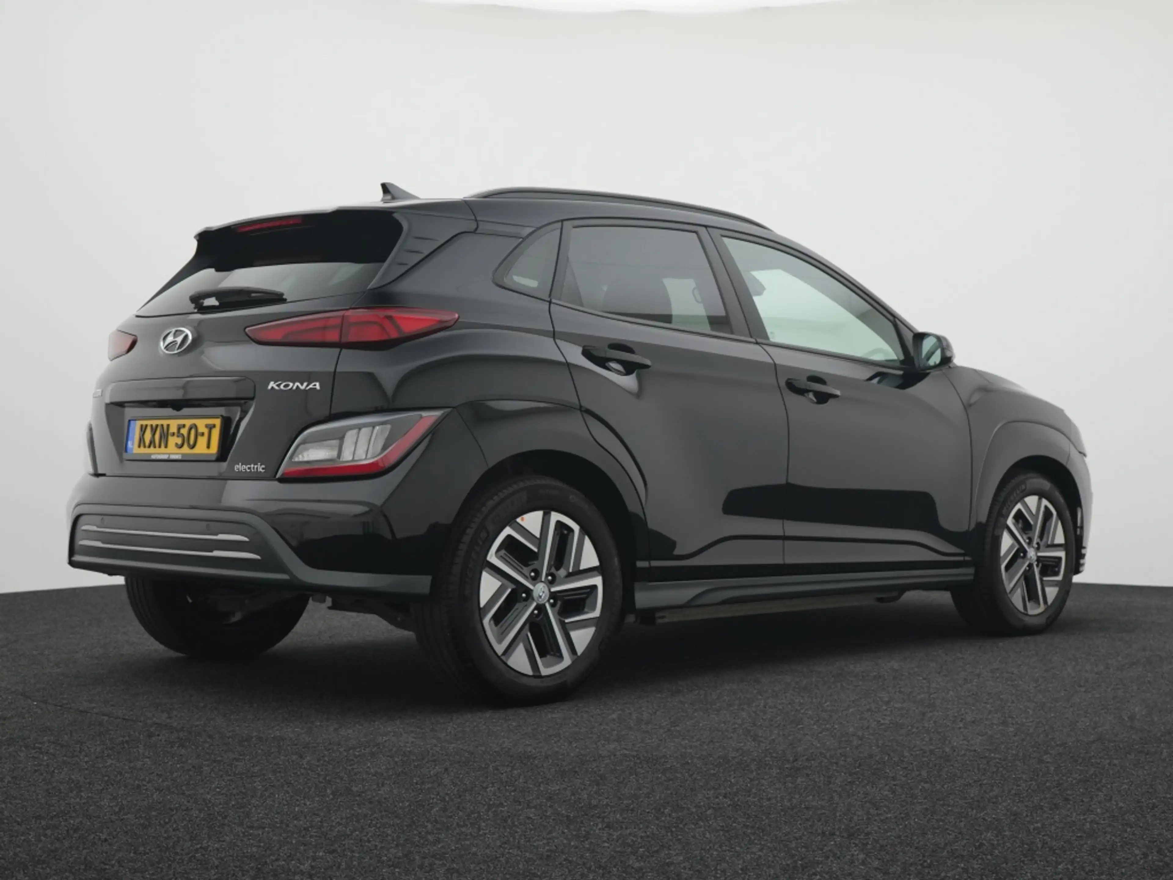 Hyundai KONA EV Comfort 64 kWh | Adaptief | Camera | Stoelverwa — photo 2