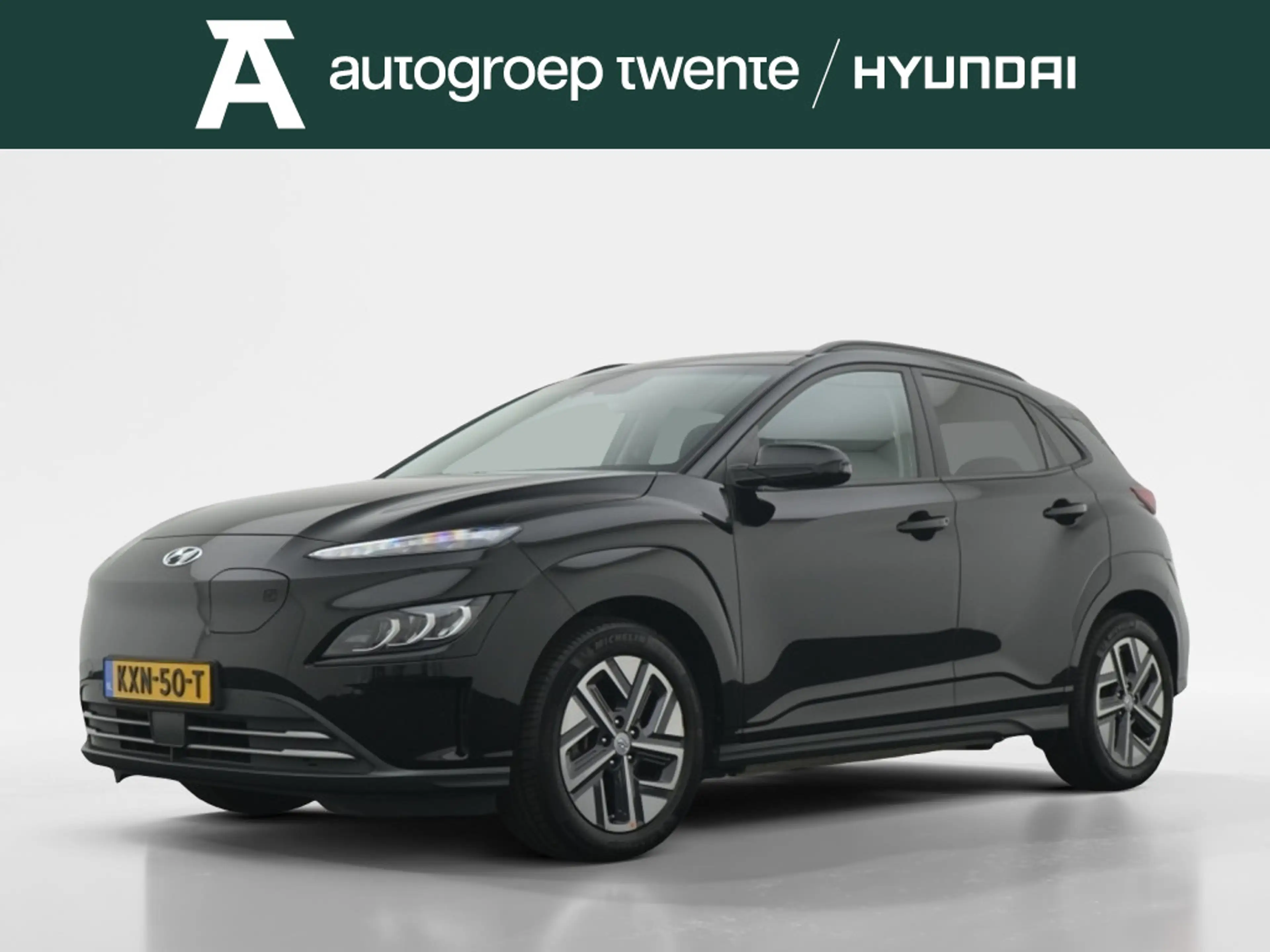 Hyundai KONA EV Comfort 64 kWh | Adaptief | Camera | Stoelverwa