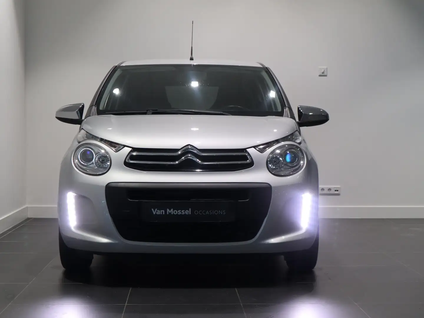 Citroen C1 1.0 VTi Feel - AIRCO - BLUETOOTH - ZUINIG Grau - 2