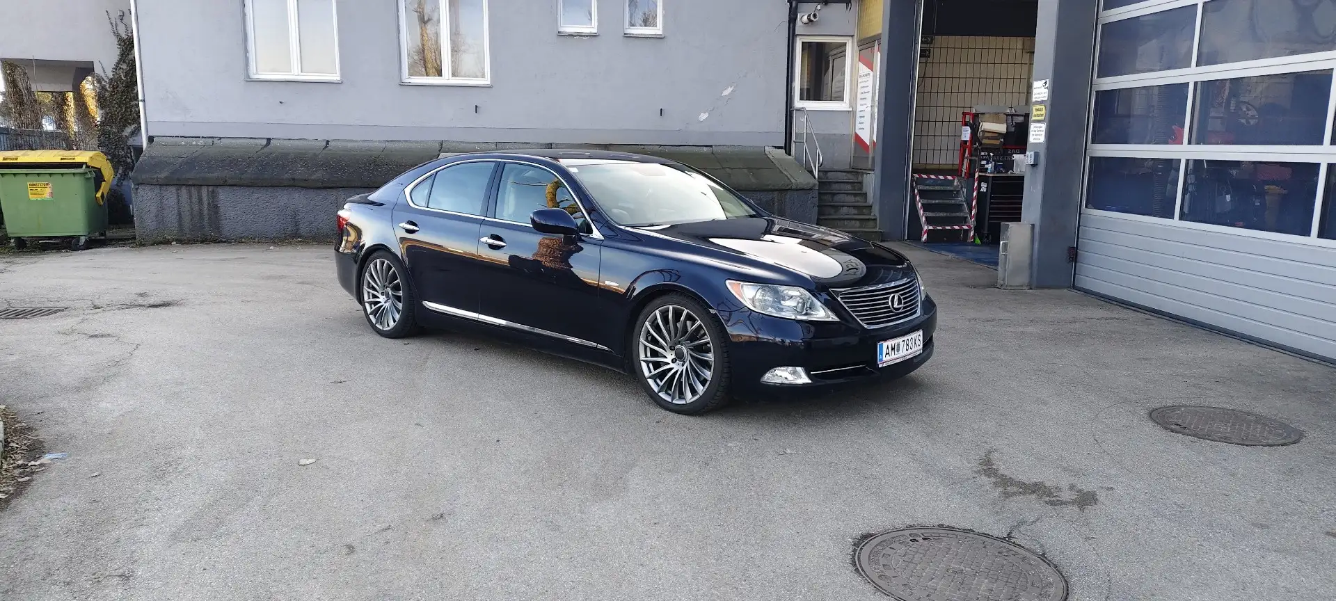 Lexus LS 460 - 1