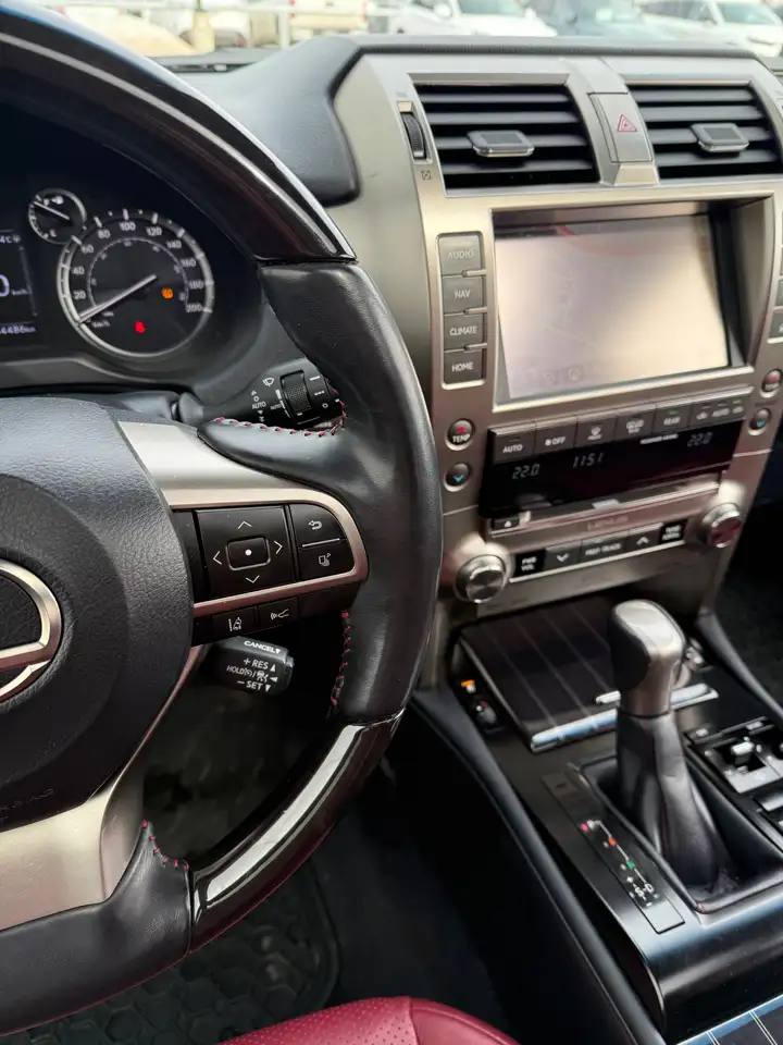 Lexus GX снимка Lexus GX