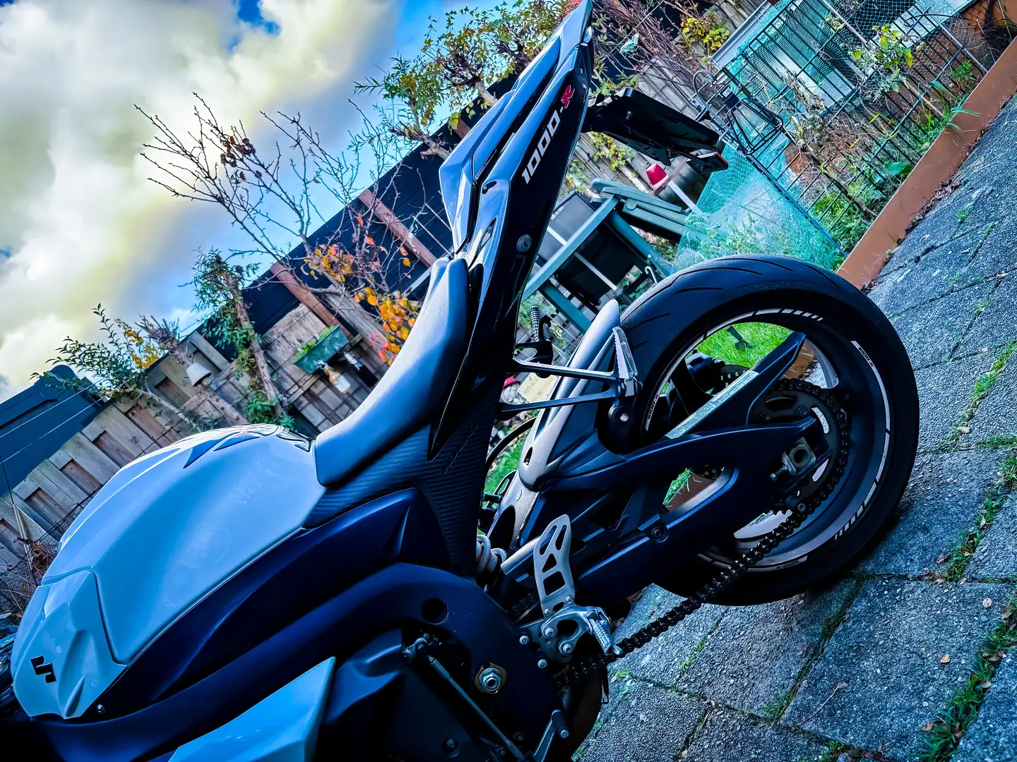 Suzuki GSX-R 1000 Wit - 2