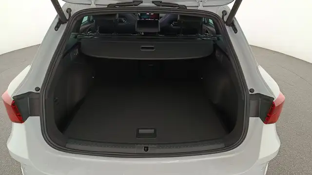 CUPRA Leon view 7