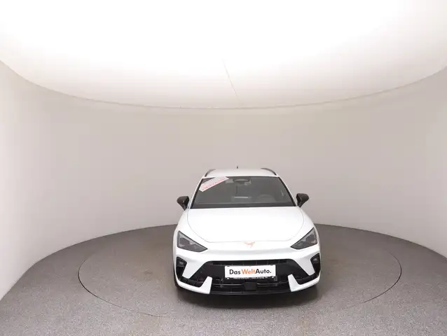 CUPRA Leon view 3