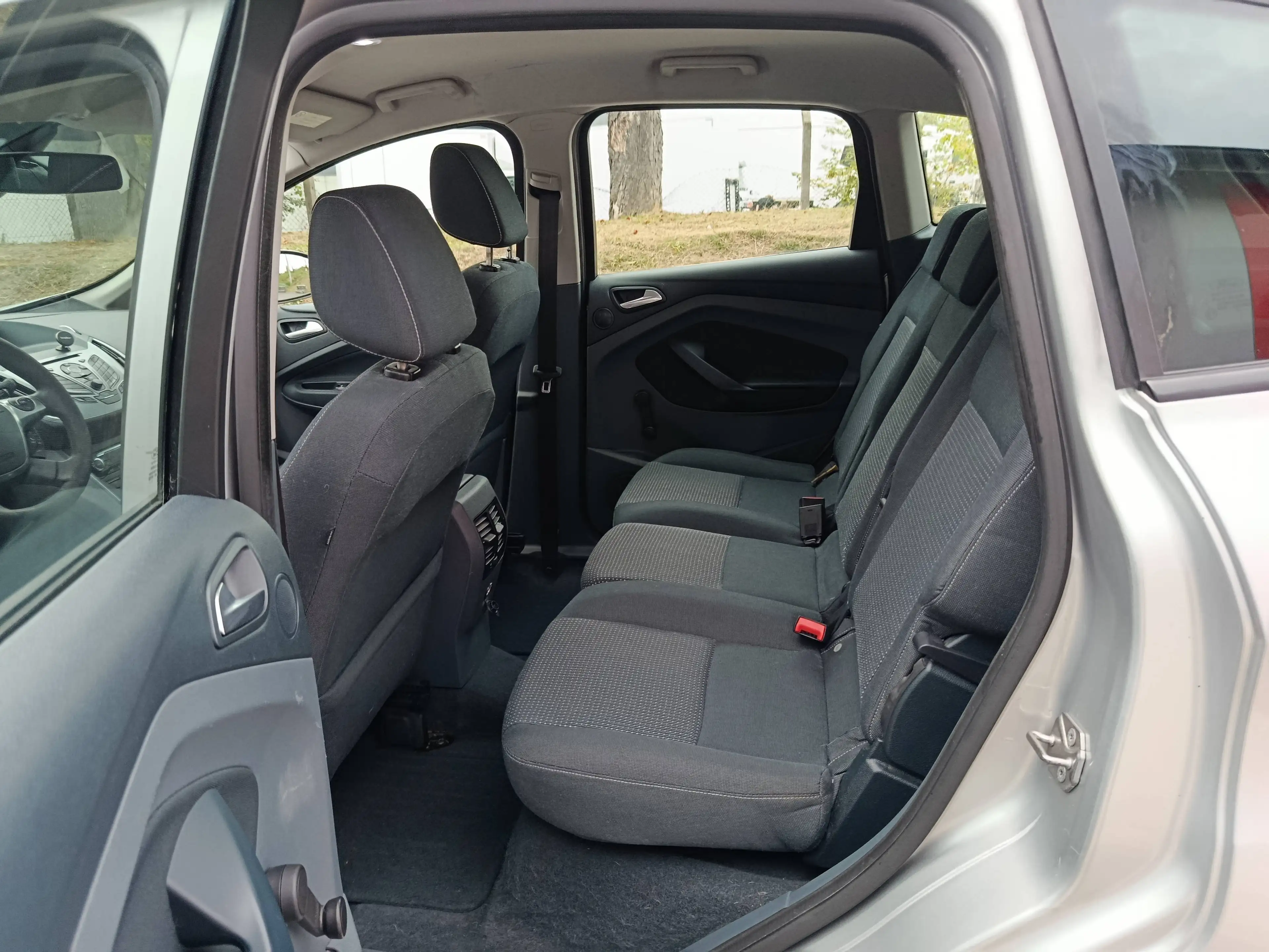 Ford C-Max C-Max 1.6 TDCi Titanium — photo 9