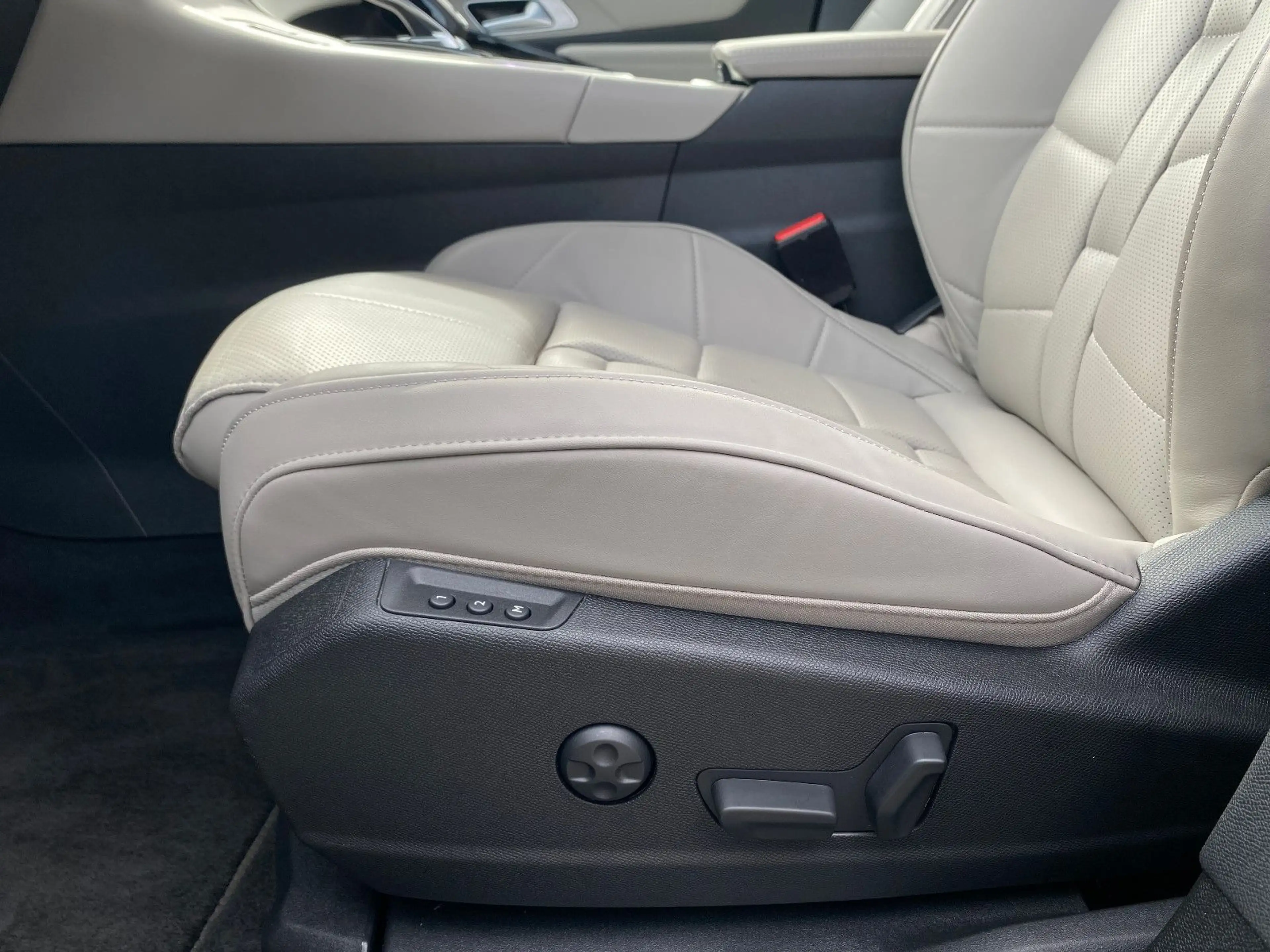 DS Automobiles DS 7 Crossback DS7 Étoile ACC/Pano/Memory/Kamera/LED/Assistenz — photo 8