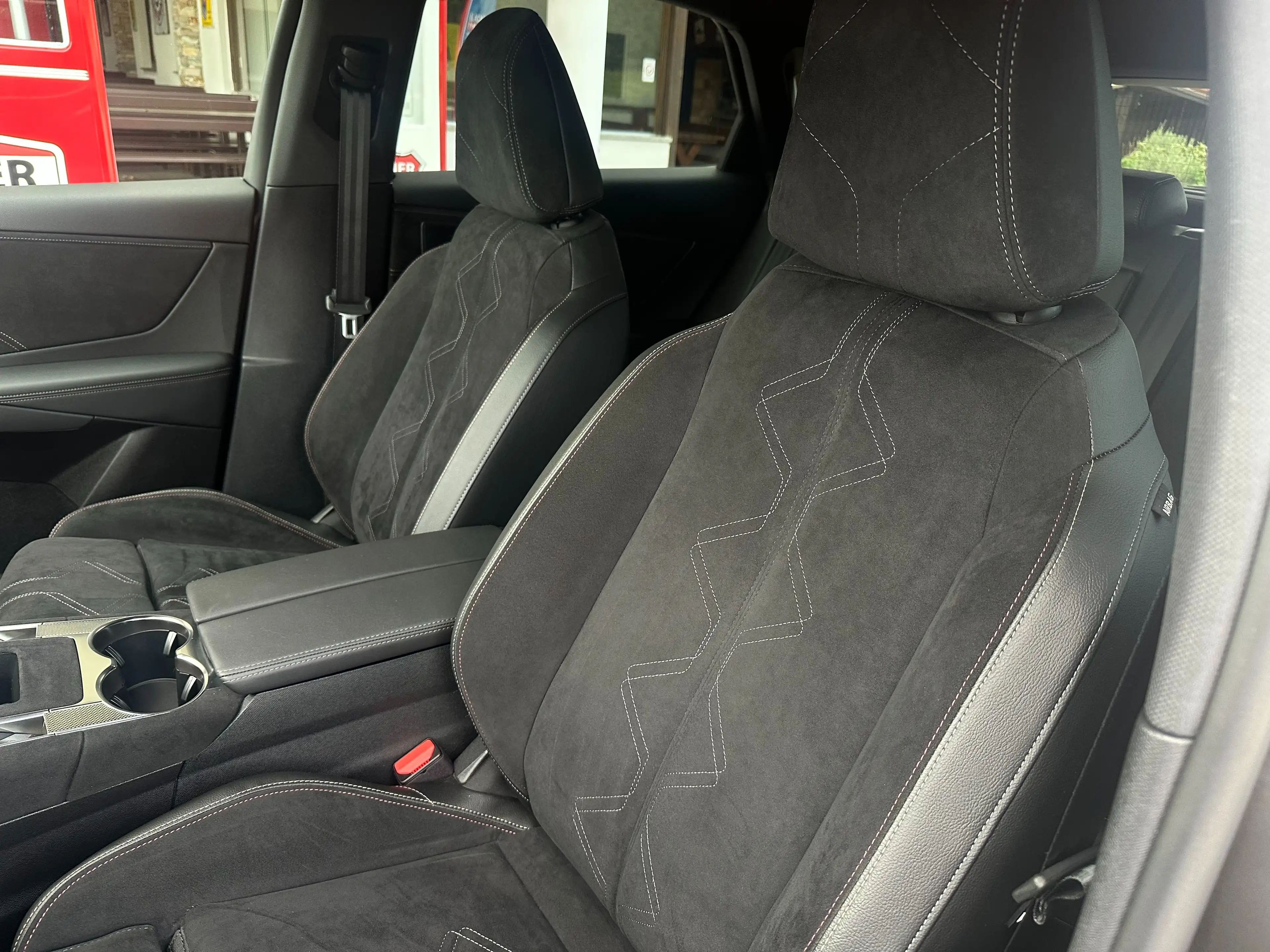 DS Automobiles DS 7 Crossback DS7 Crossback PHEV AWD 300 Edition France — photo 14