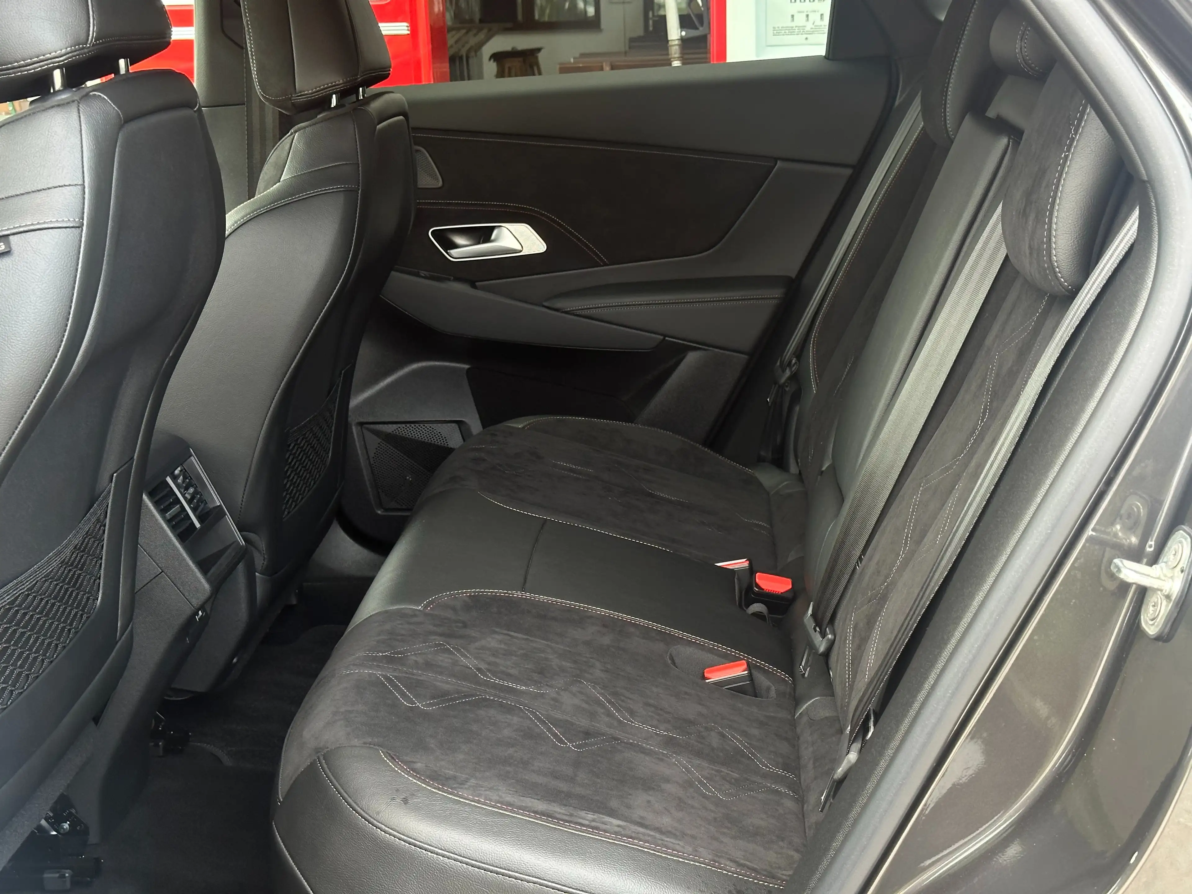 DS Automobiles DS 7 Crossback DS7 Crossback PHEV AWD 300 Edition France — photo 12