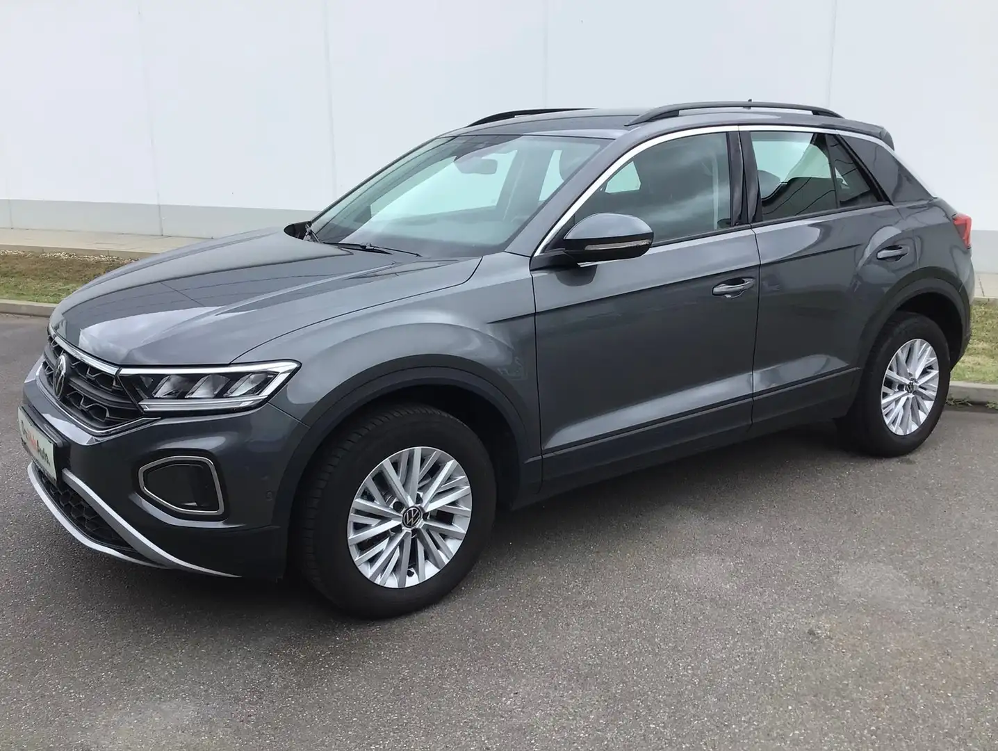 Volkswagen T-Roc Life TDI Gris - 2