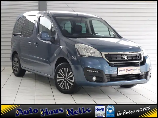 Peugeot Partner view 2