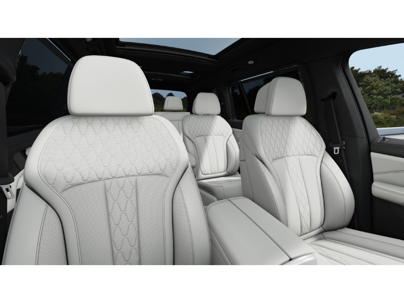 BMW X7 xDrive40d M Sport Pro Soft-Close AHK Massage — photo 5