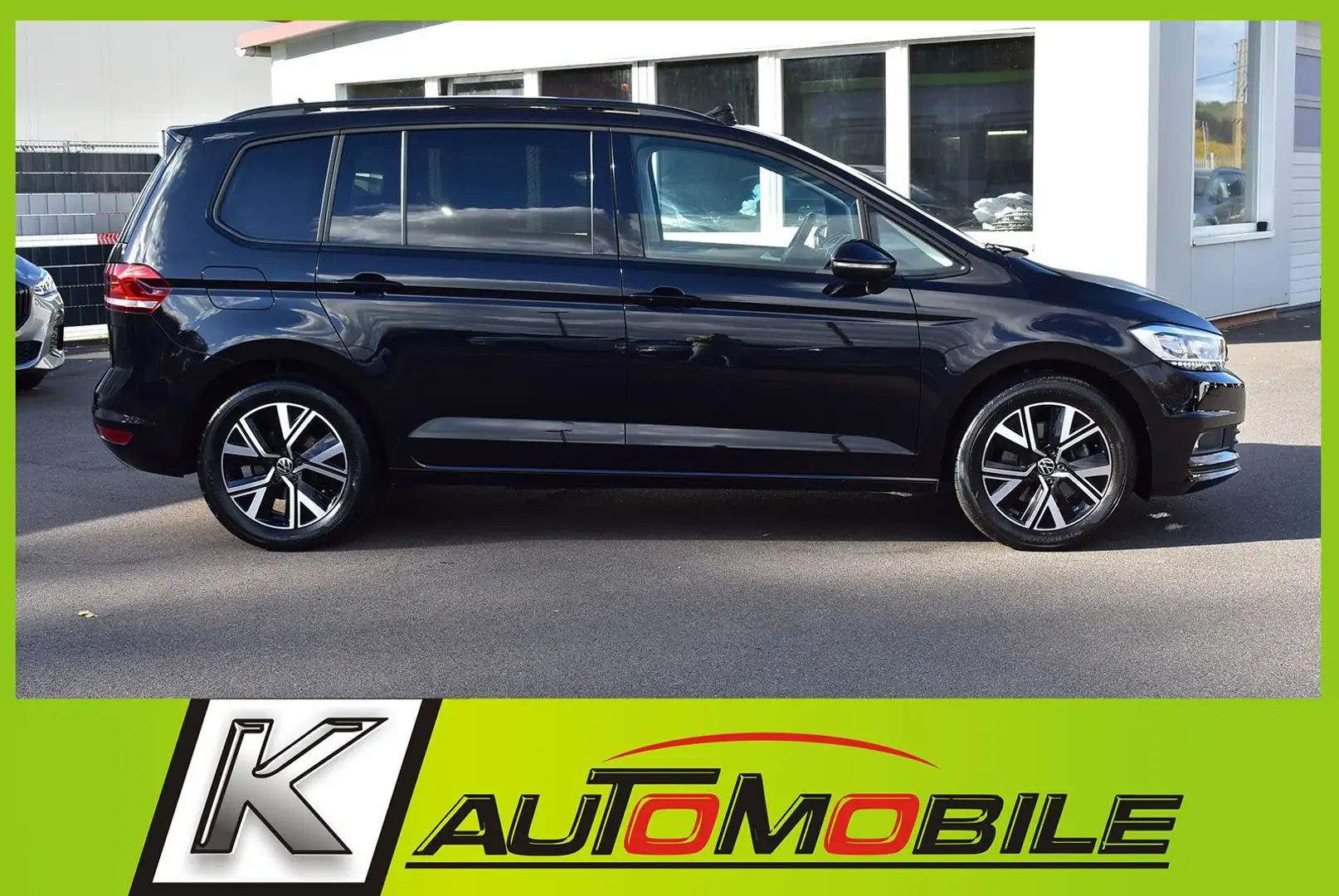 Volkswagen Touran Dynaudio+Kamera+SHZ+Panorama+7-Sitzer+LED Schwarz - 2