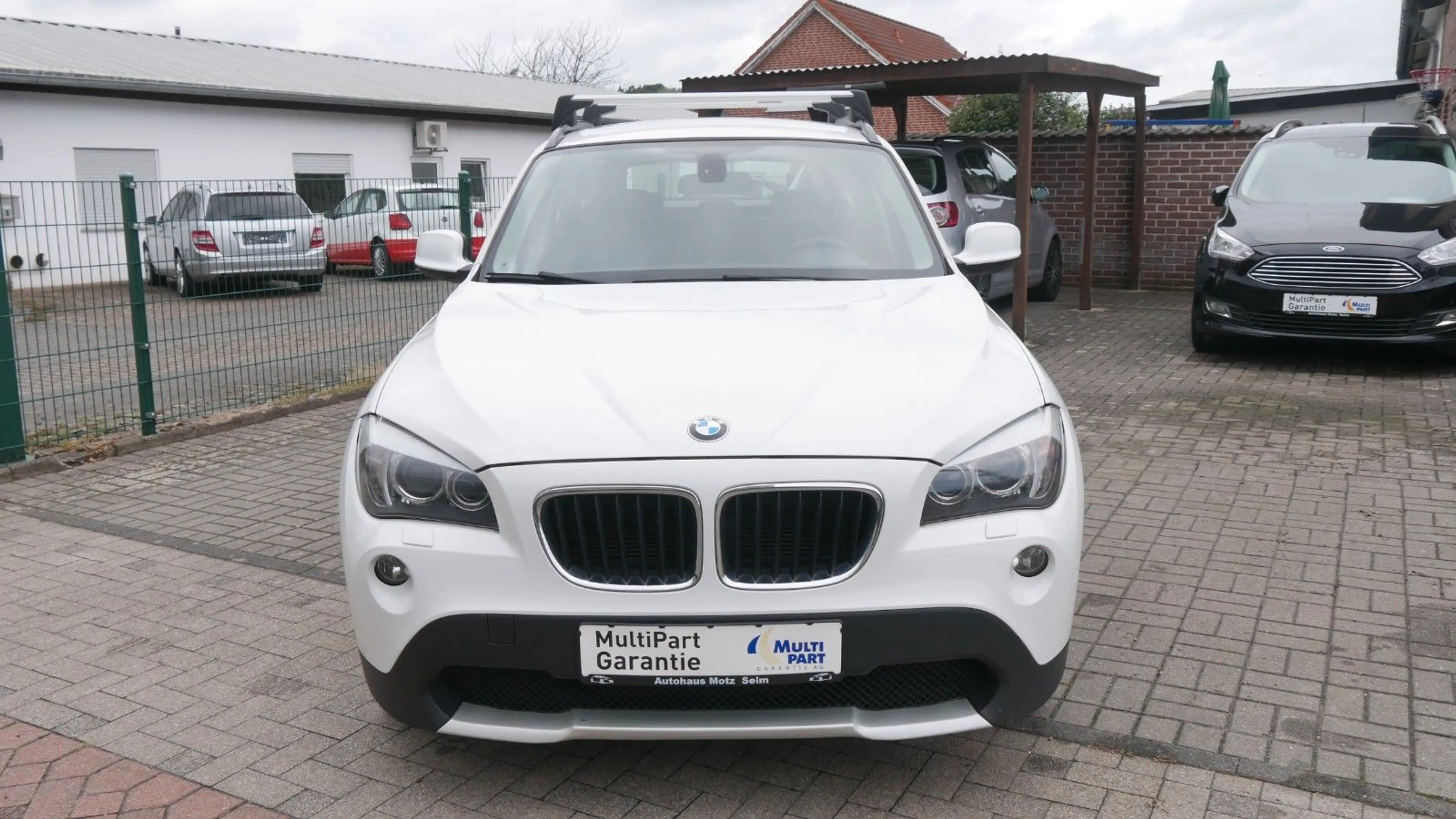 BMW X1 sDrive18d — photo 2