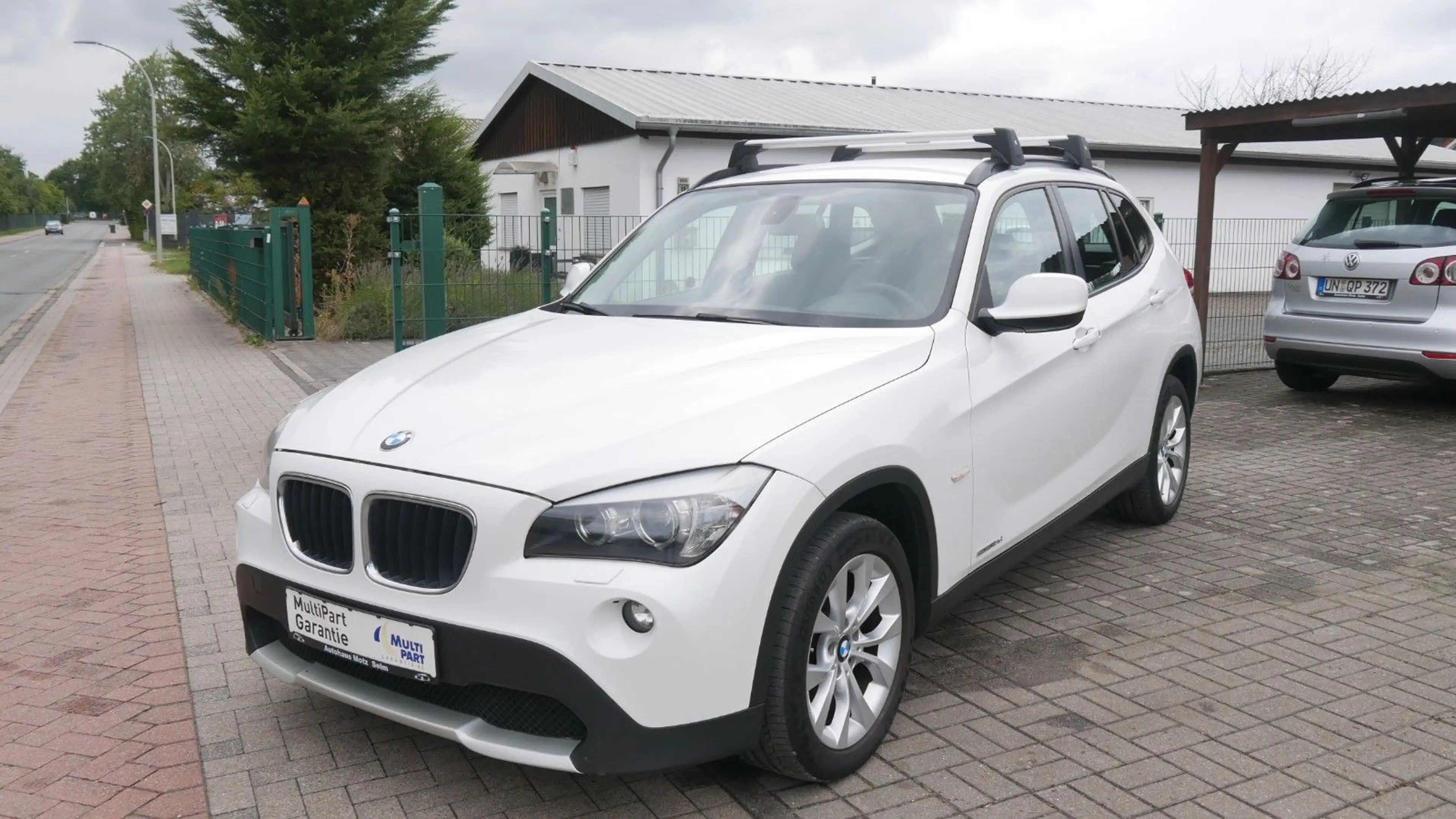 BMW X1 sDrive18d — photo 3