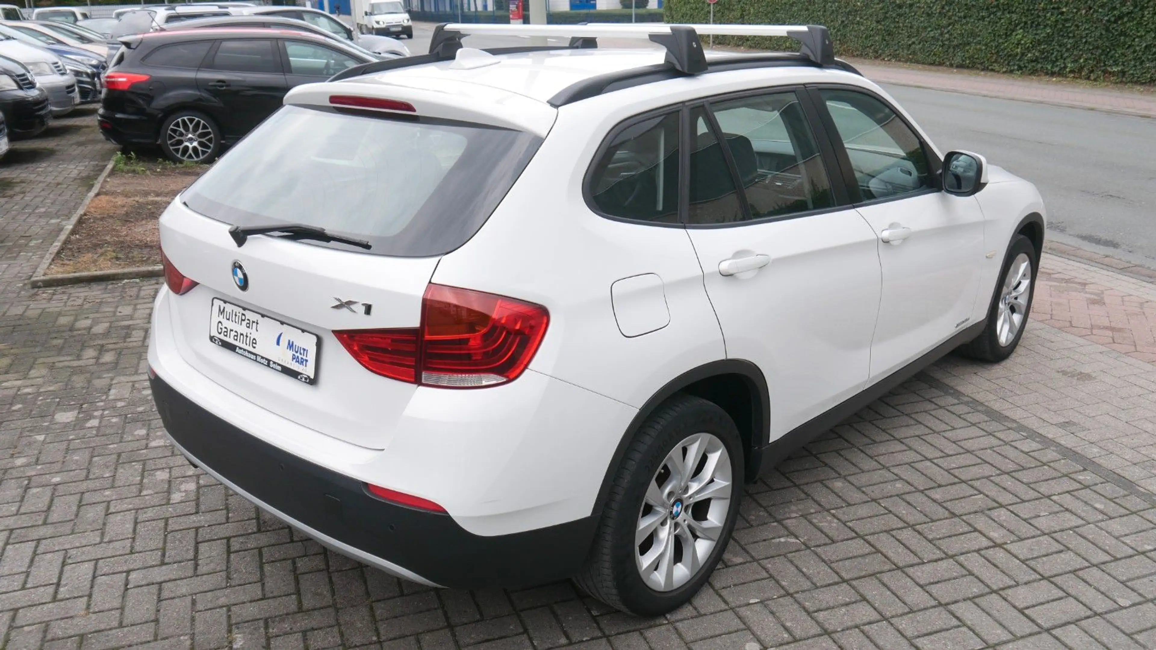 BMW X1 sDrive18d — photo 6