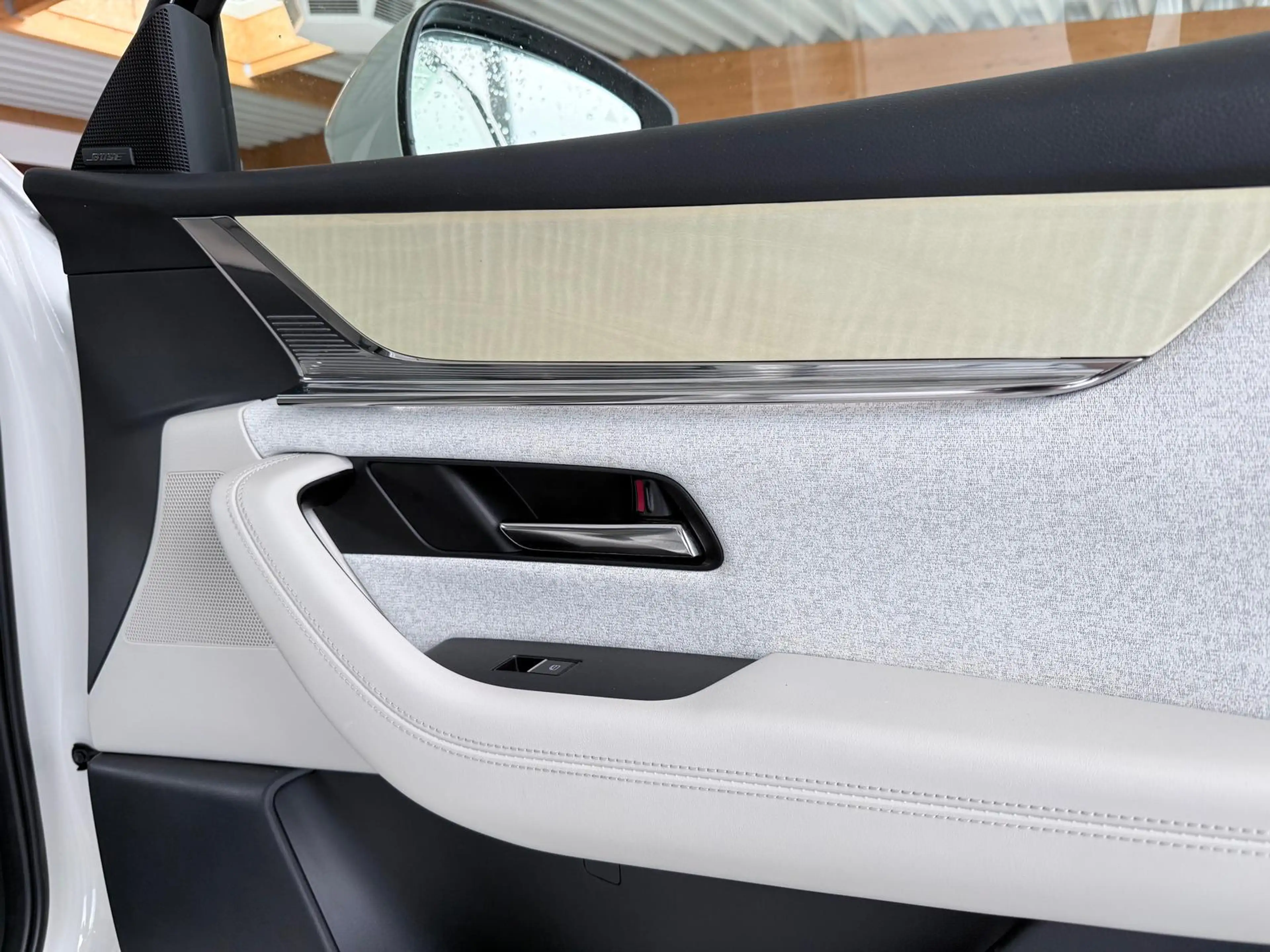 Mazda CX-60 Takumi Hybrid AWD-Pano/360/AHK/CarPlay — photo 9