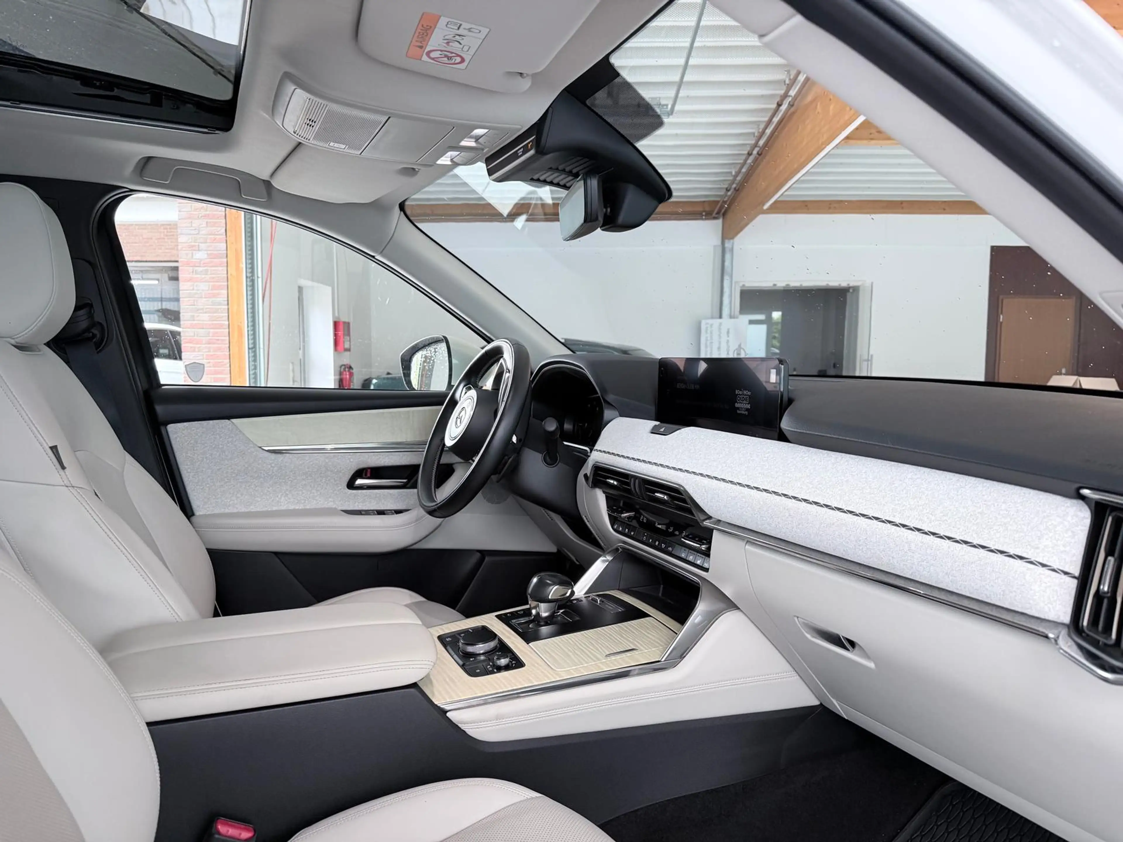 Mazda CX-60 Takumi Hybrid AWD-Pano/360/AHK/CarPlay — photo 10