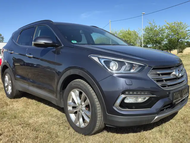 Hyundai SANTA FE Santa Fe Diesel blue 2.2 CRDI 2WD Automatik Style