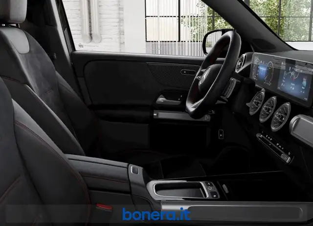 Mercedes-Benz GLB view 7
