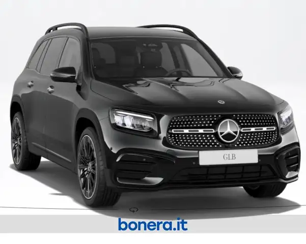 Mercedes-Benz GLB view 2