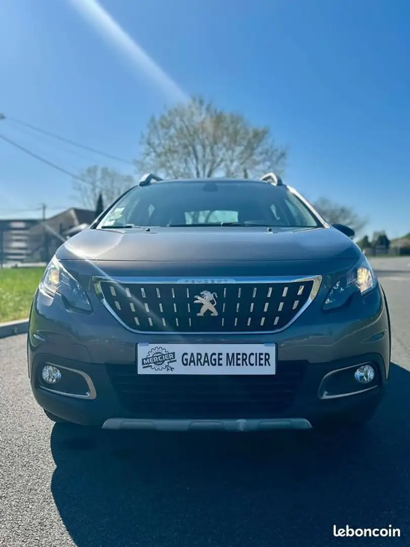 Peugeot 2008 II 1.5 BlueHDI 100ch ALLURE Grau - 2