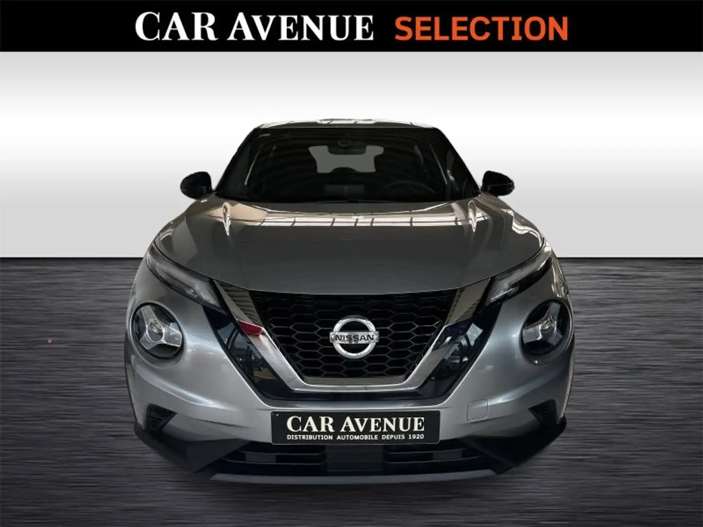 Nissan Juke Acenta 1.0 DIG-T 86 kW Grijs - 2