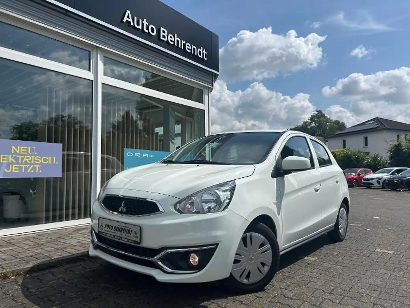Mitsubishi Space Star 1.0 *8-Räder*1.Hand*Bluetooth* Blanc - 1