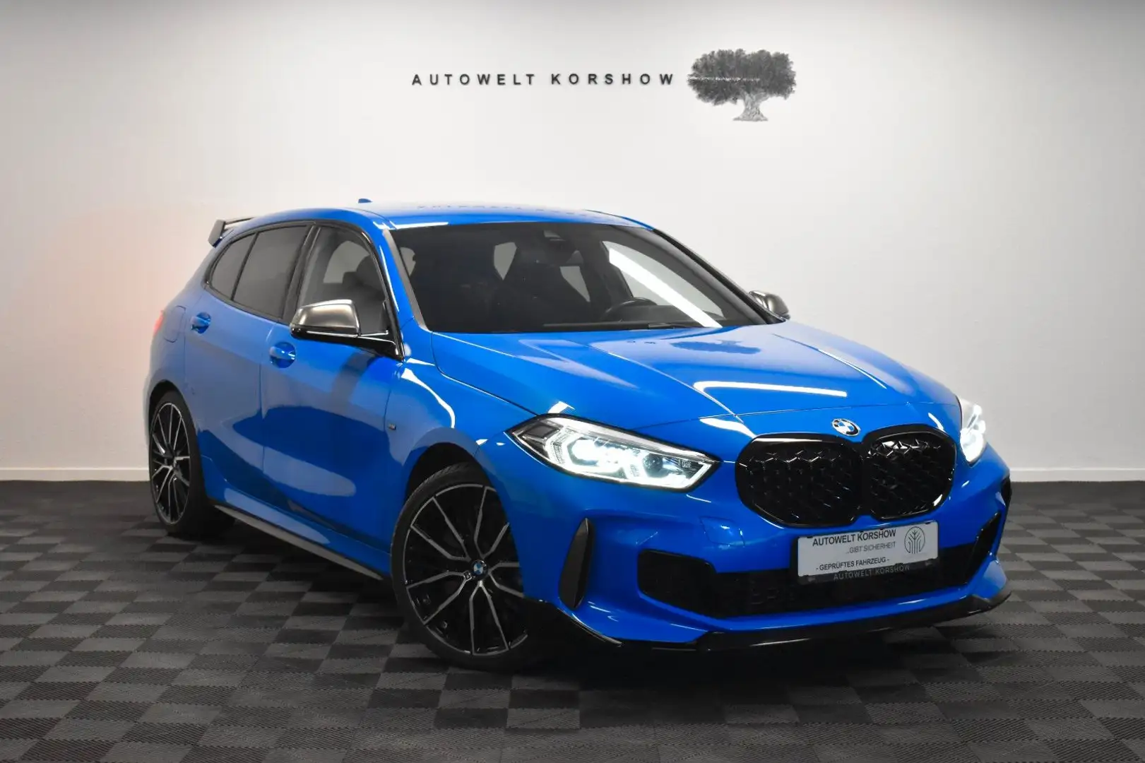 BMW 135 Limousine M135 i xDrive *HEAD UP *KEYLESS*RFK Niebieski - 1