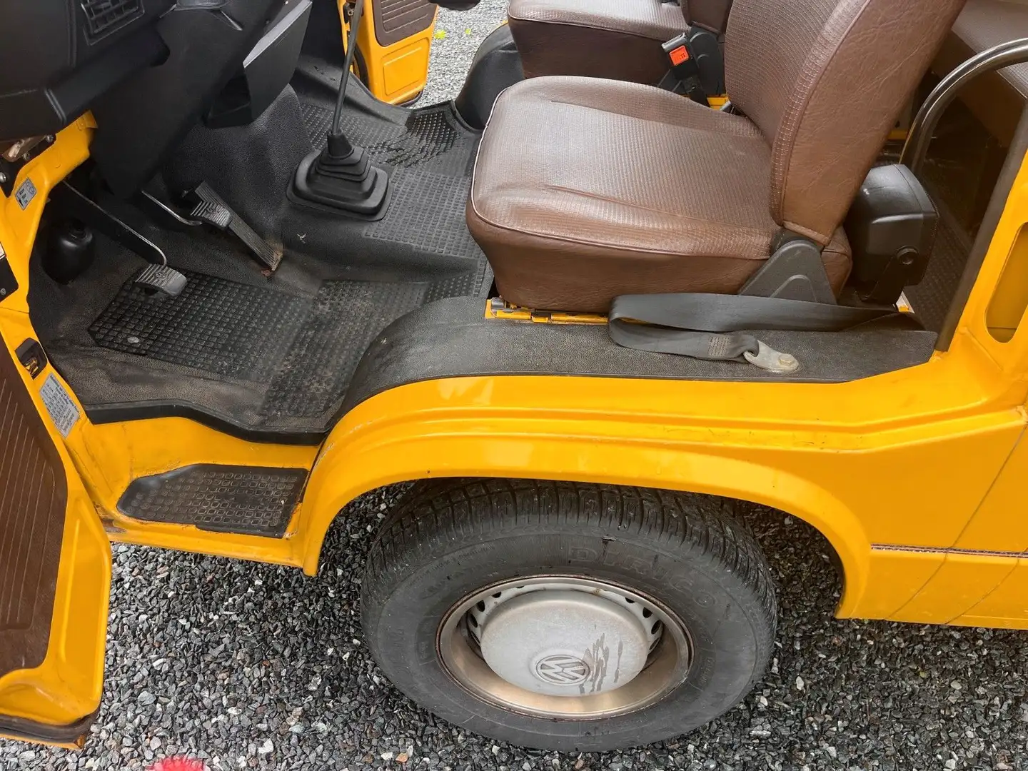 Volkswagen T3 Caravelle T3 8 Sitze,Top-Zustand 1.Hand 2.0LBX anschauen ! Жовтий - 2