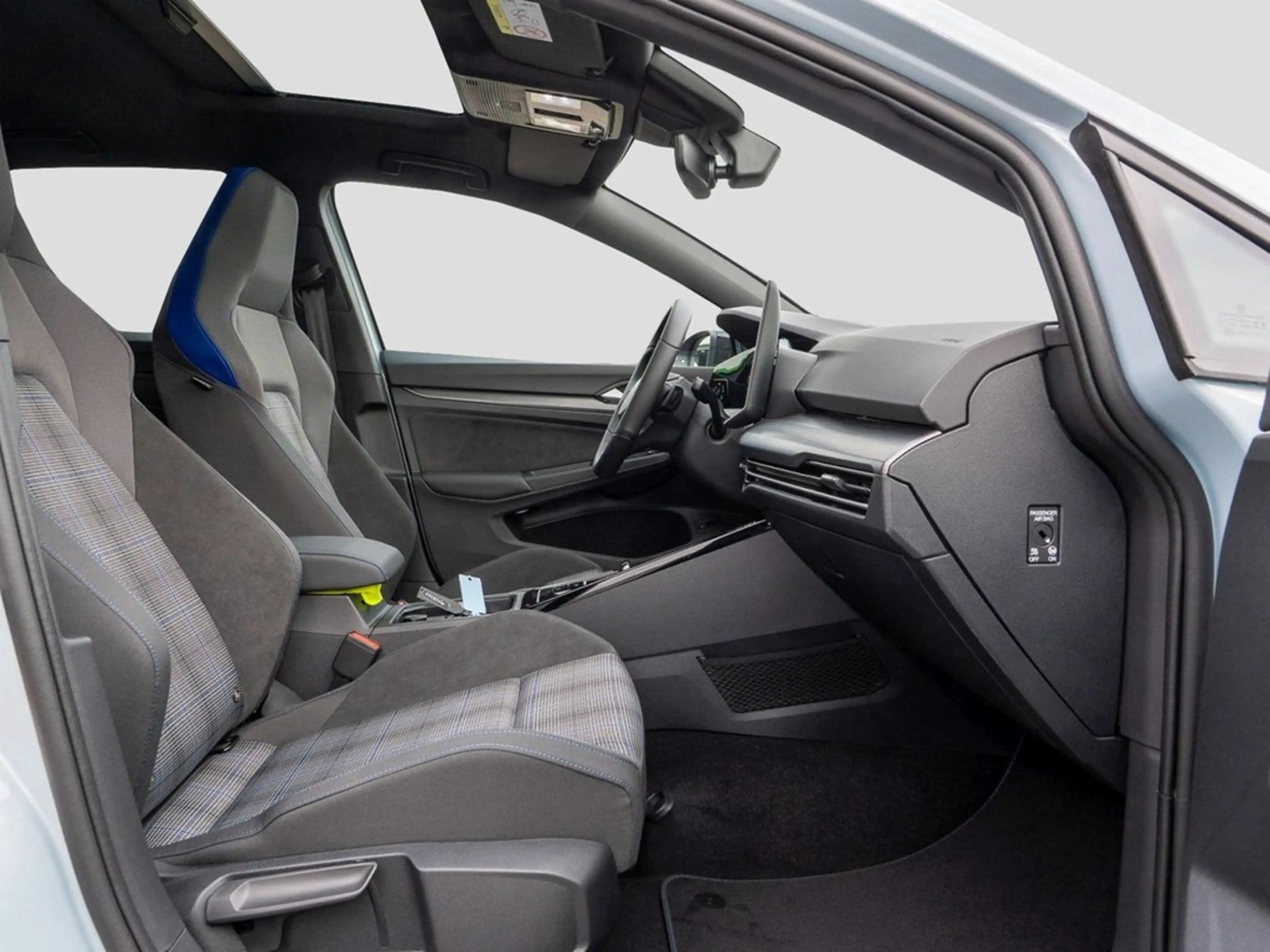 Volkswagen Golf GTE 1.5 TSI eHybrid AHK — photo 8