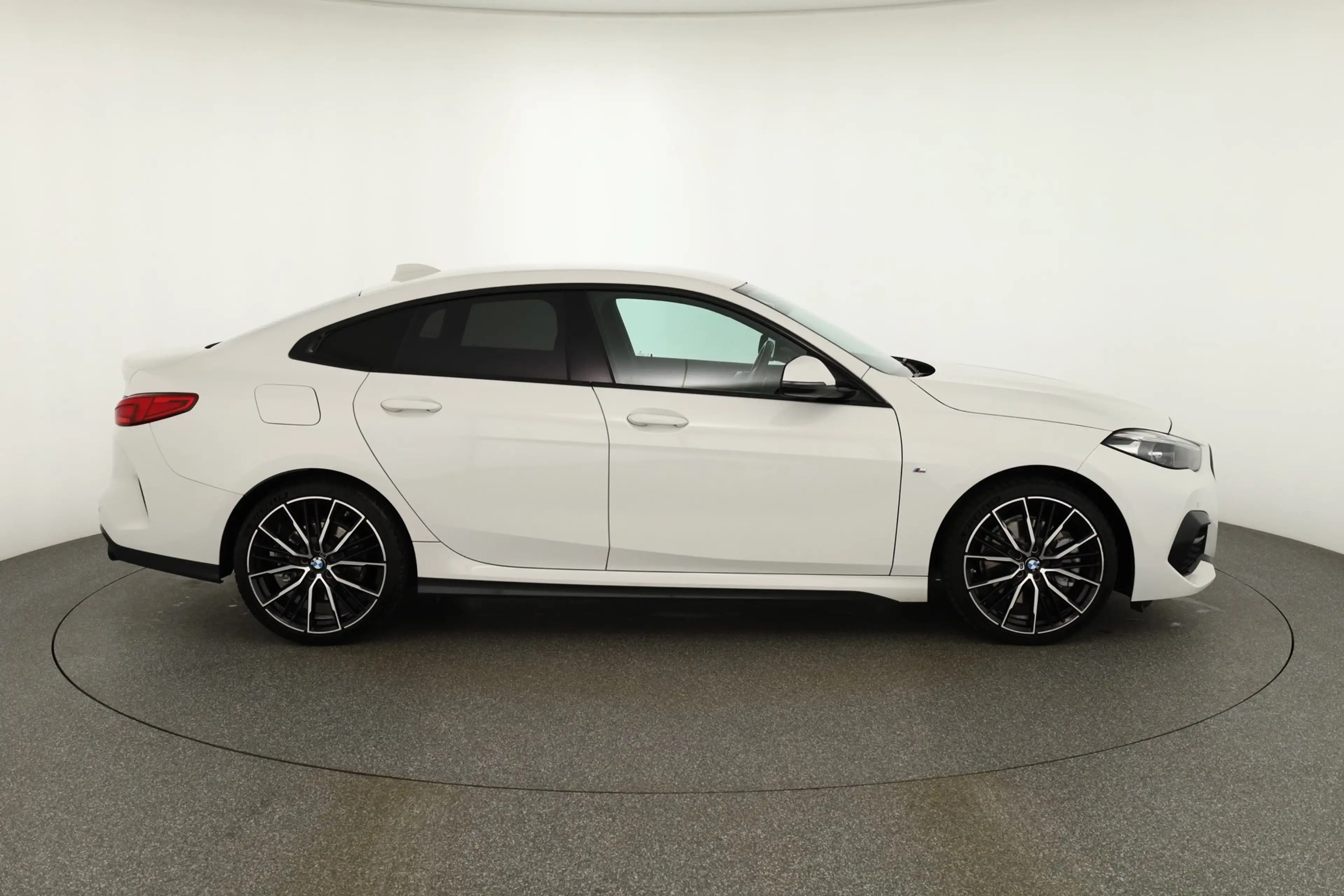 BMW 220 220i Gran Coupe M Sport LED Navi Head-Up PDC — photo 6