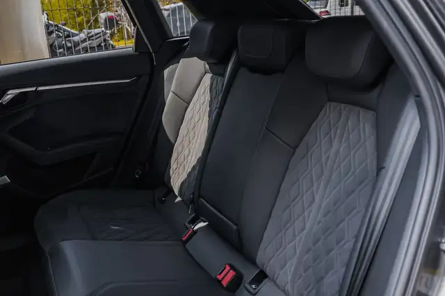 Audi RS3 view 27