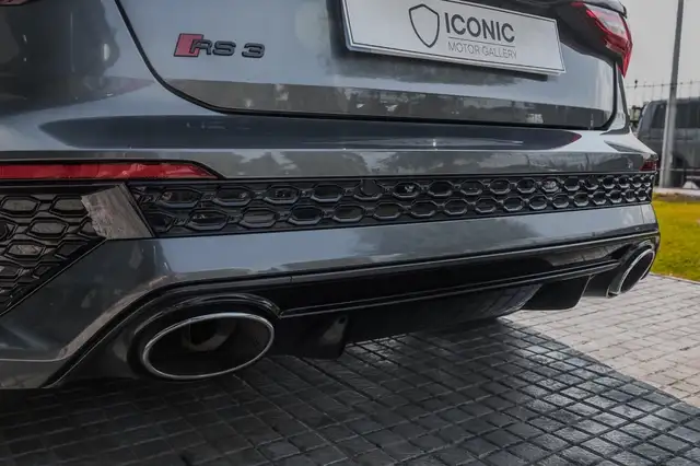 Audi RS3 view 9