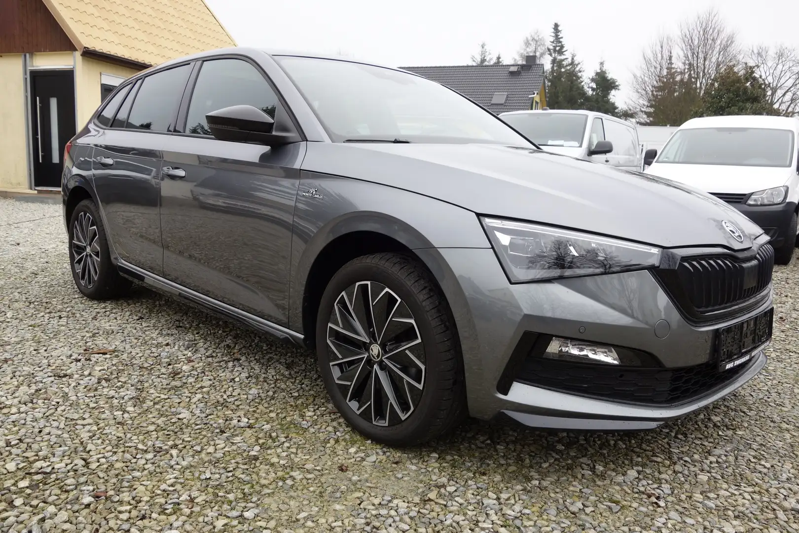 Skoda Scala Monte Carlo AHZV beh Lenkrad / Scheibe Grau - 1