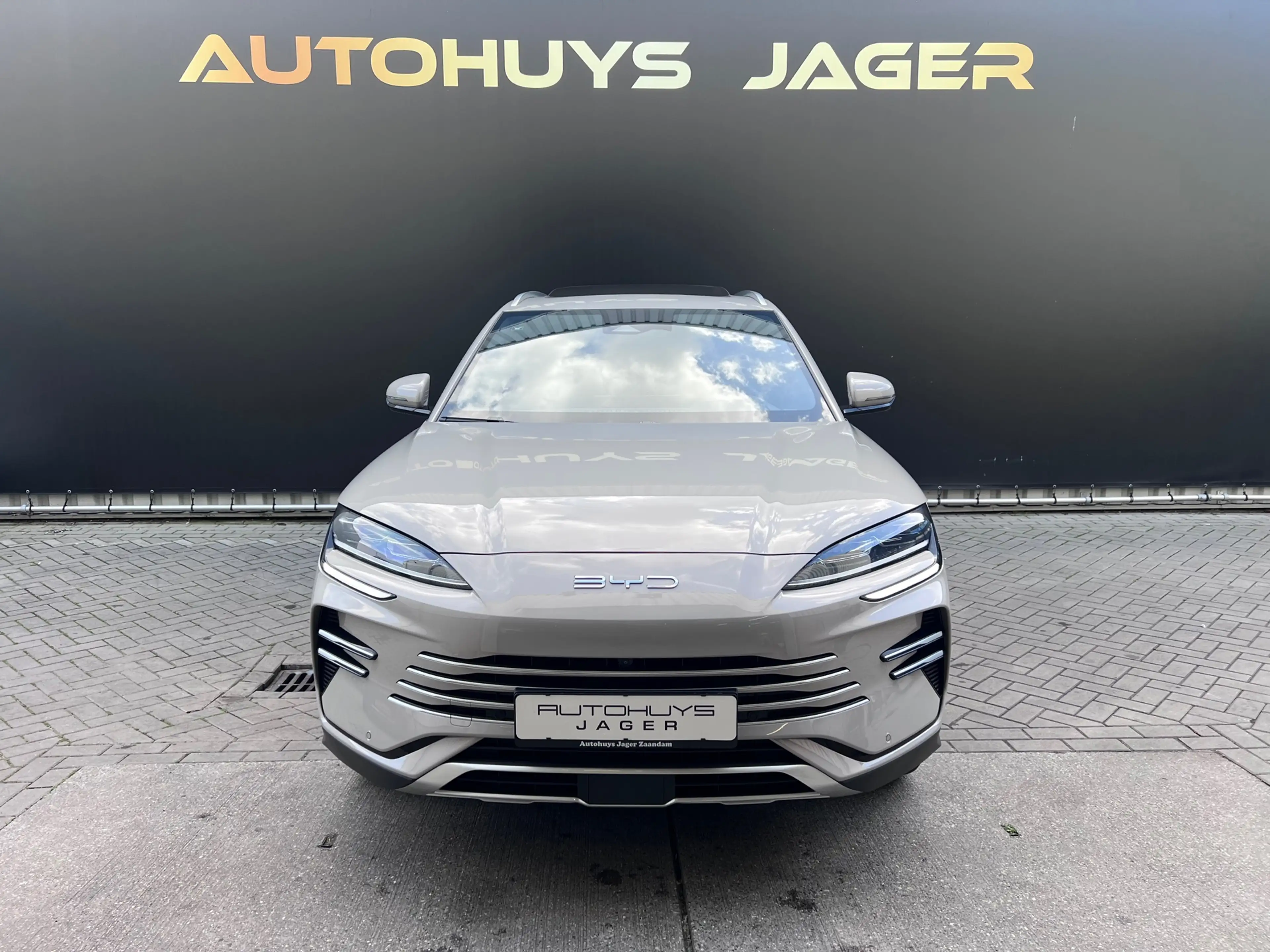 BYD Seal U 1.5 T DM-i AWD Design - Pano HUD Ventilatie ACC Me — photo 9