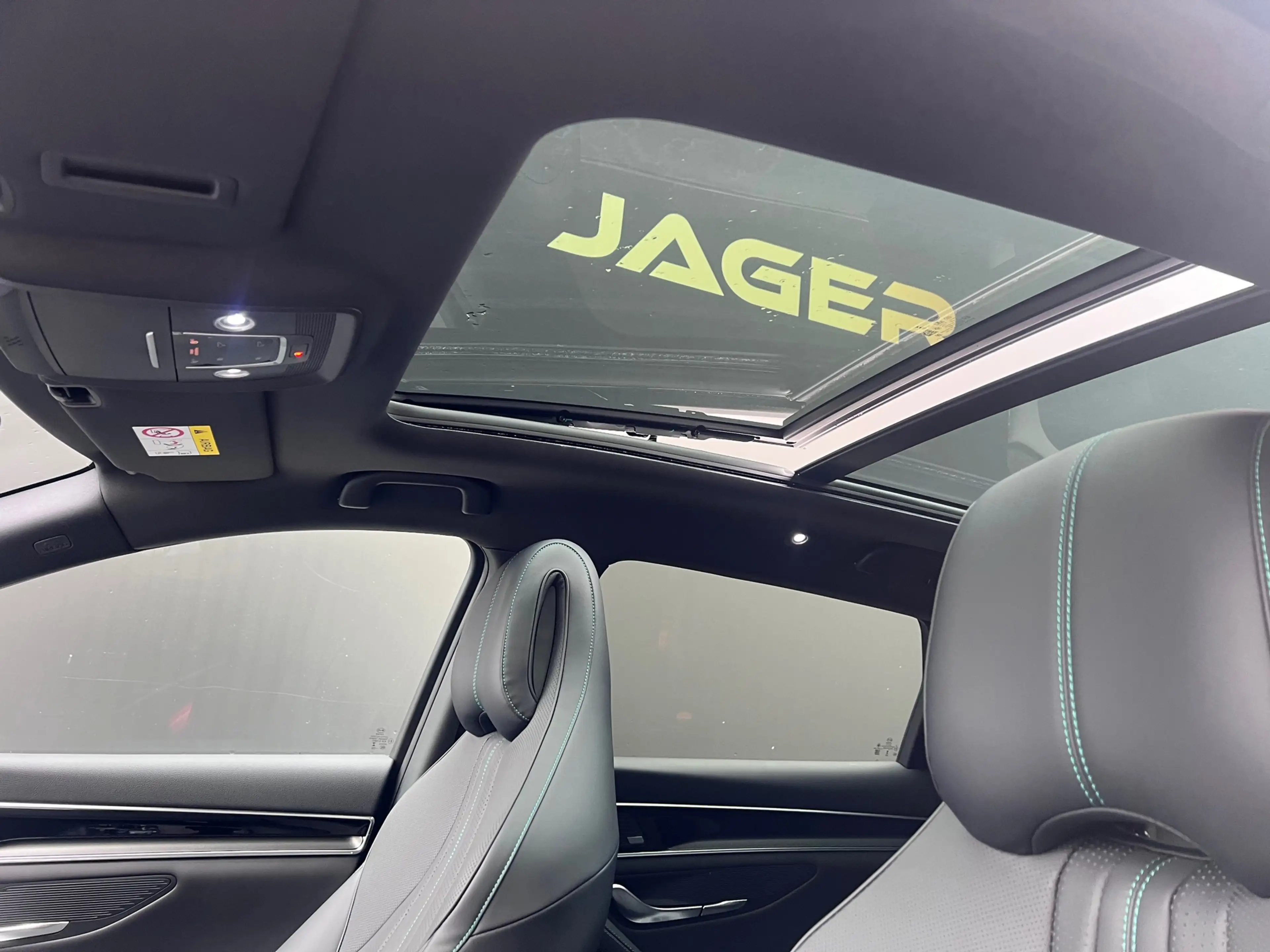 BYD Seal U 1.5 T DM-i AWD Design - Pano HUD Ventilatie ACC Me — photo 13