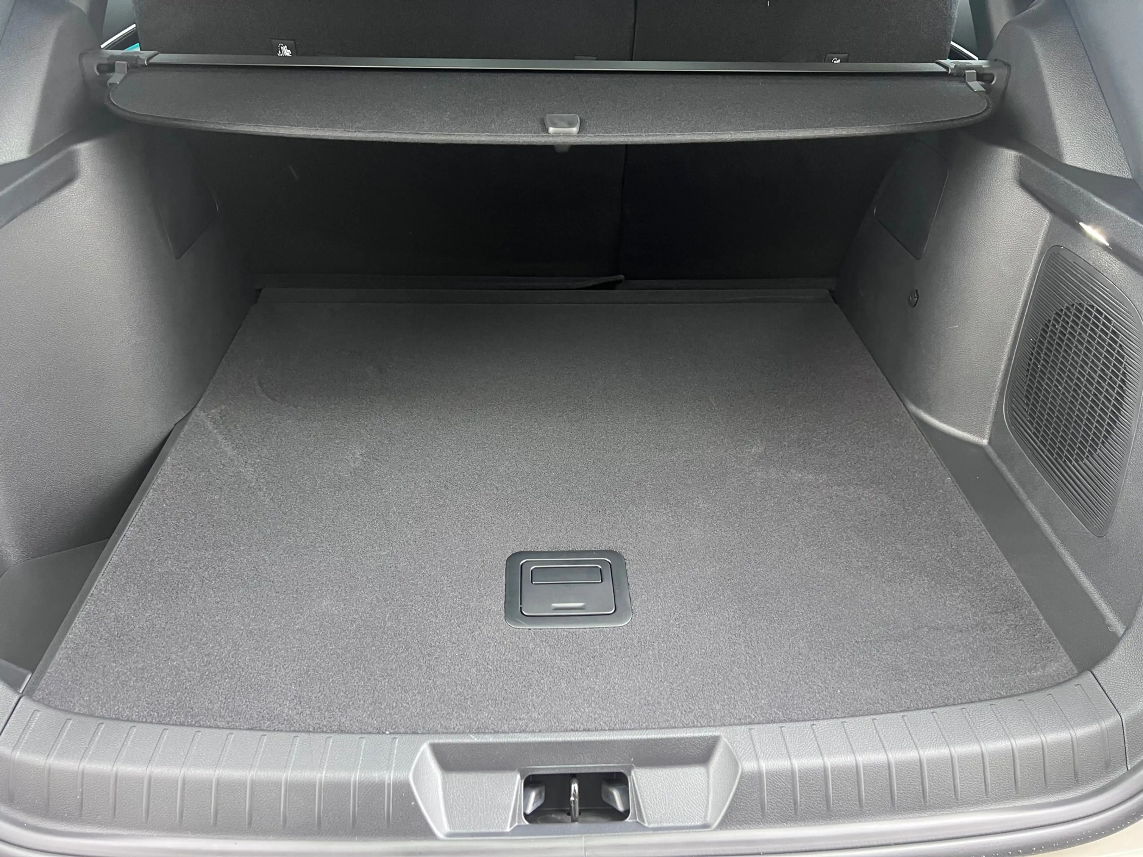 BYD Seal U 1.5 T DM-i AWD Design - Pano HUD Ventilatie ACC Me — photo 22