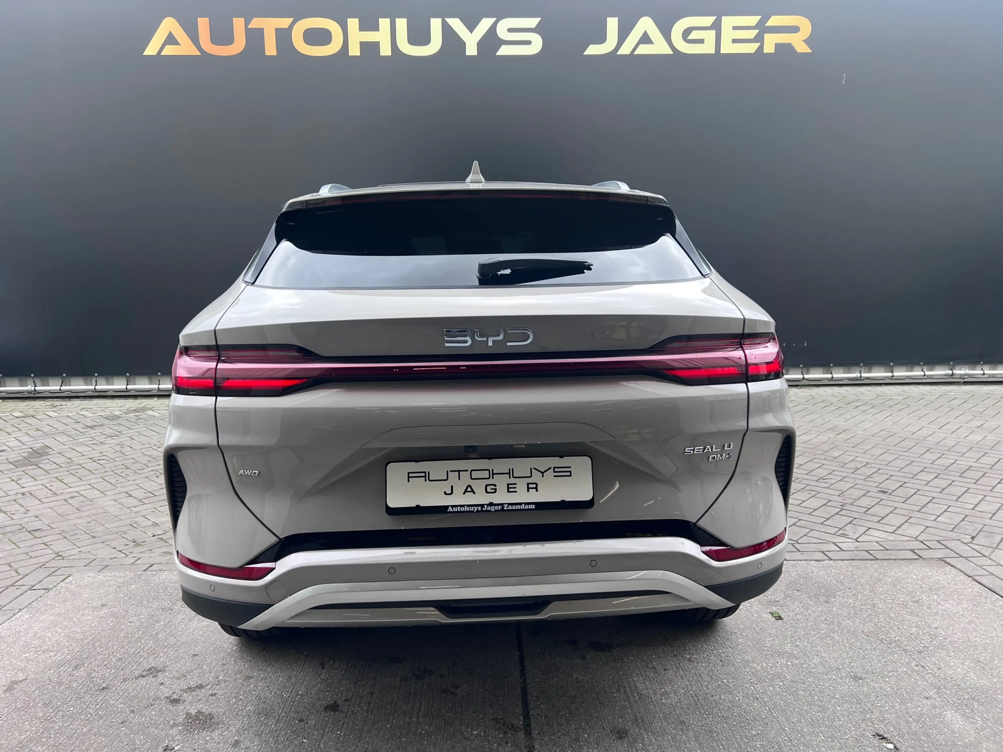 BYD Seal U 1.5 T DM-i AWD Design - Pano HUD Ventilatie ACC Me — photo 5