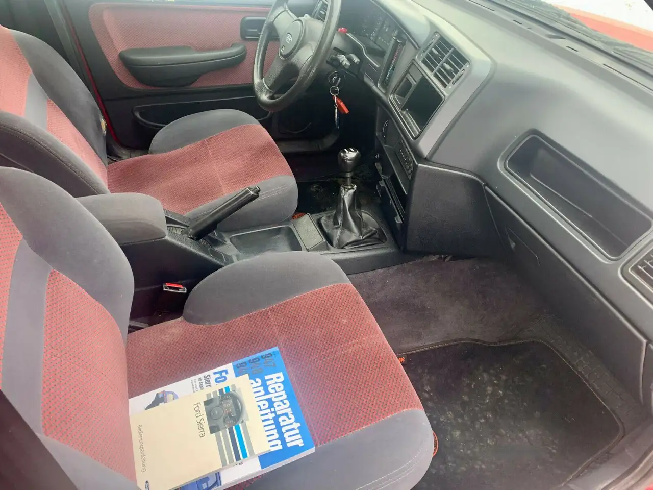 Ford Sierra 2,0 i / 4 x 4 / Allrad / TÜV NEU ! !, foto 4
