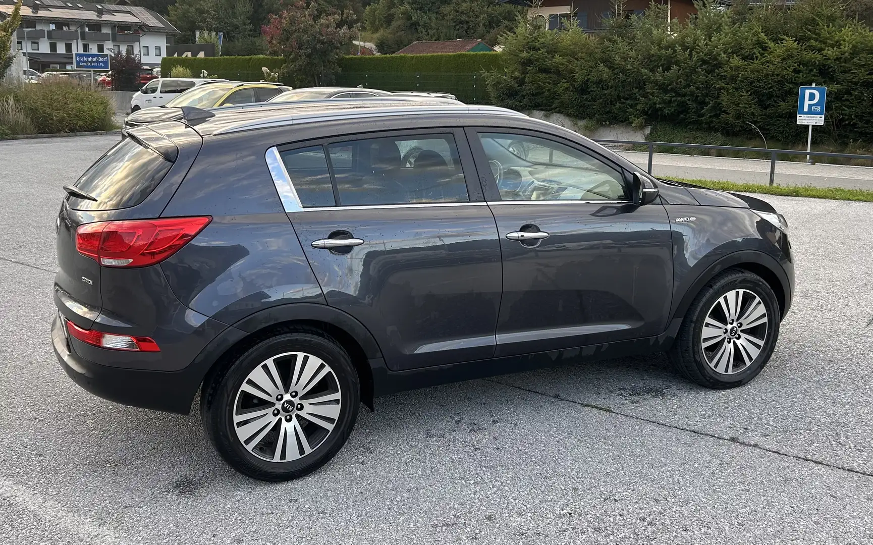 Kia Sportage Sportage Platin 2,0 CRDi AWD Platin Grau - 2
