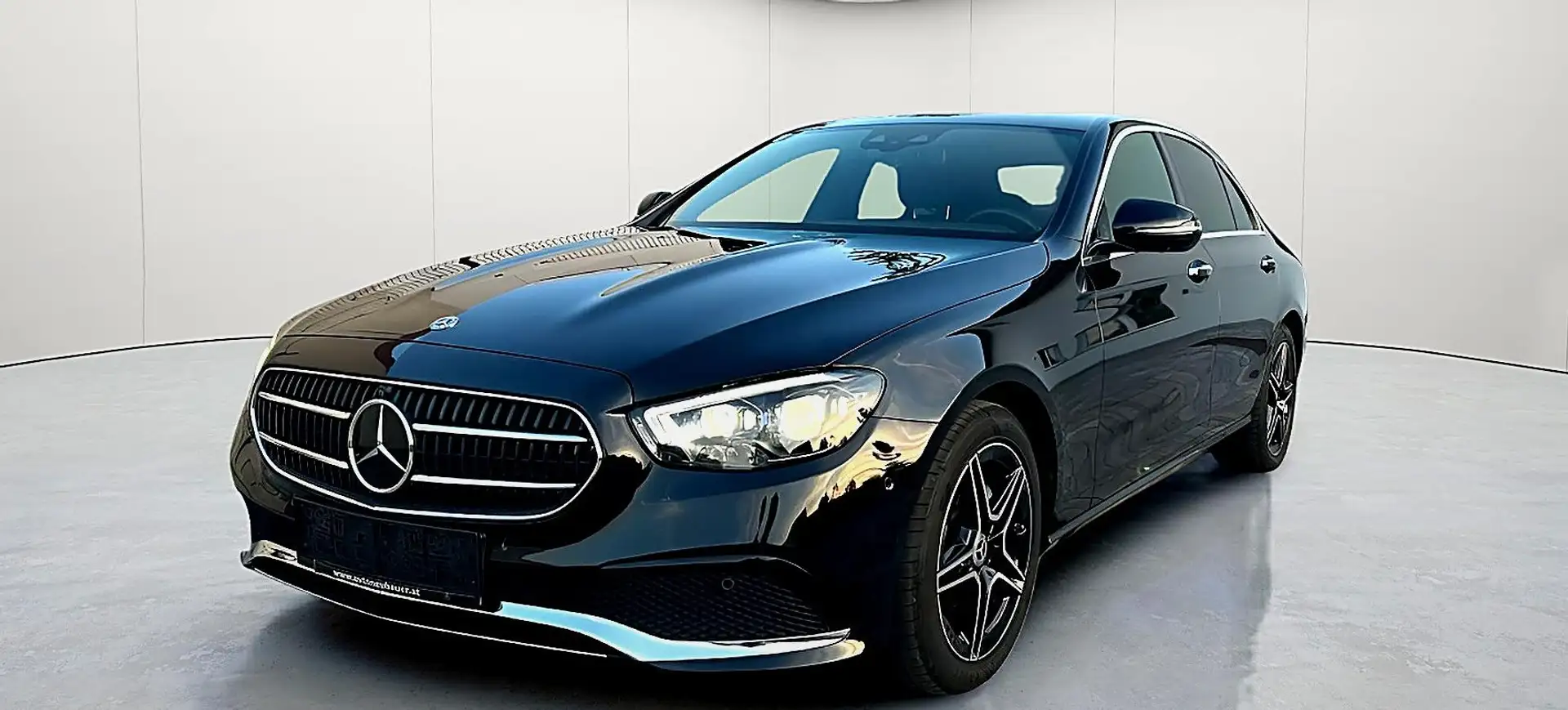 Mercedes-Benz E 220 E 220 d 4MATIC Avantgarde – Vollausstattung / Fahr Schwarz - 1