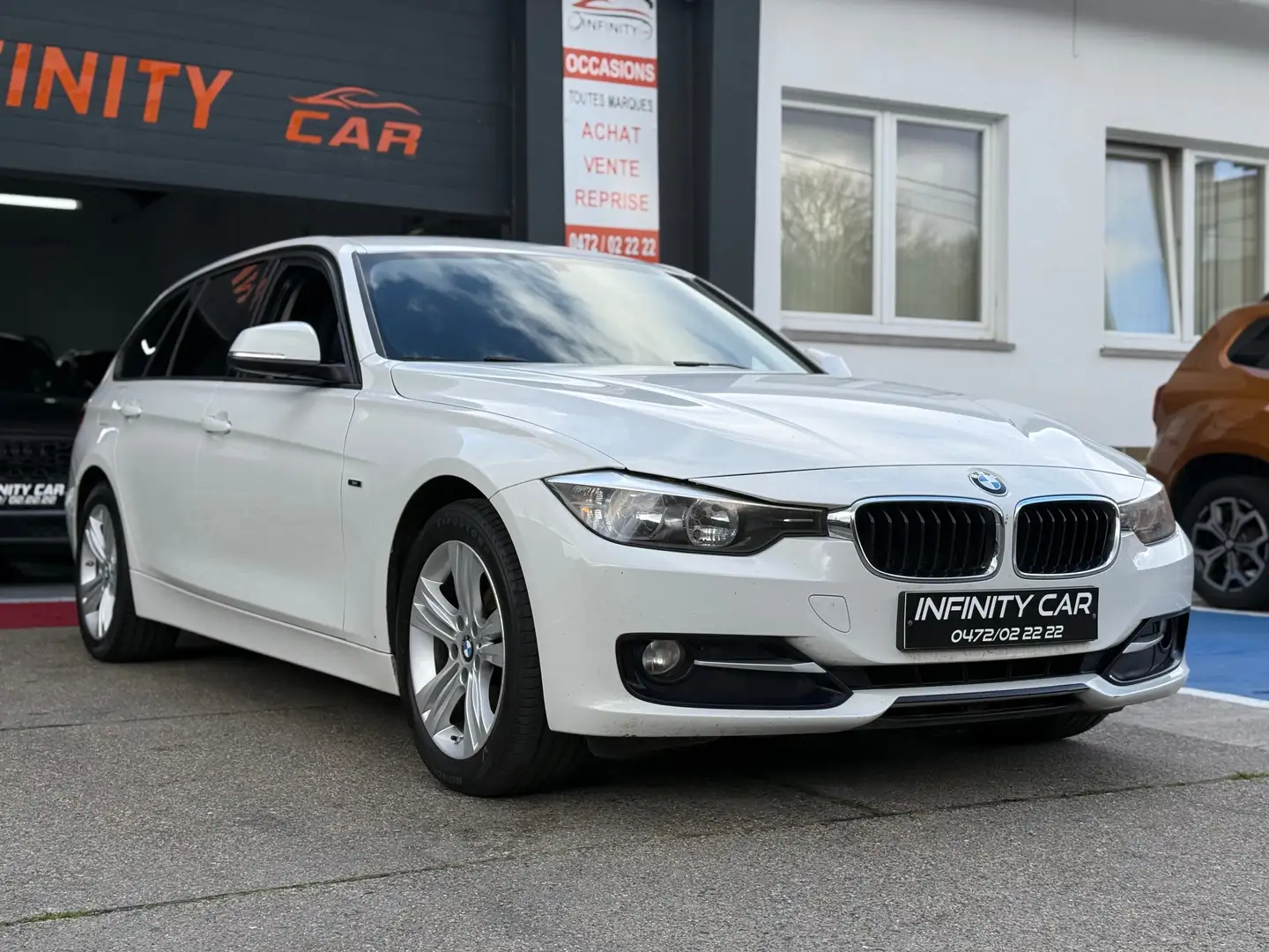 BMW 316 Touring 316 d Business ° PROBLEME MOTEUR Blanc - 2