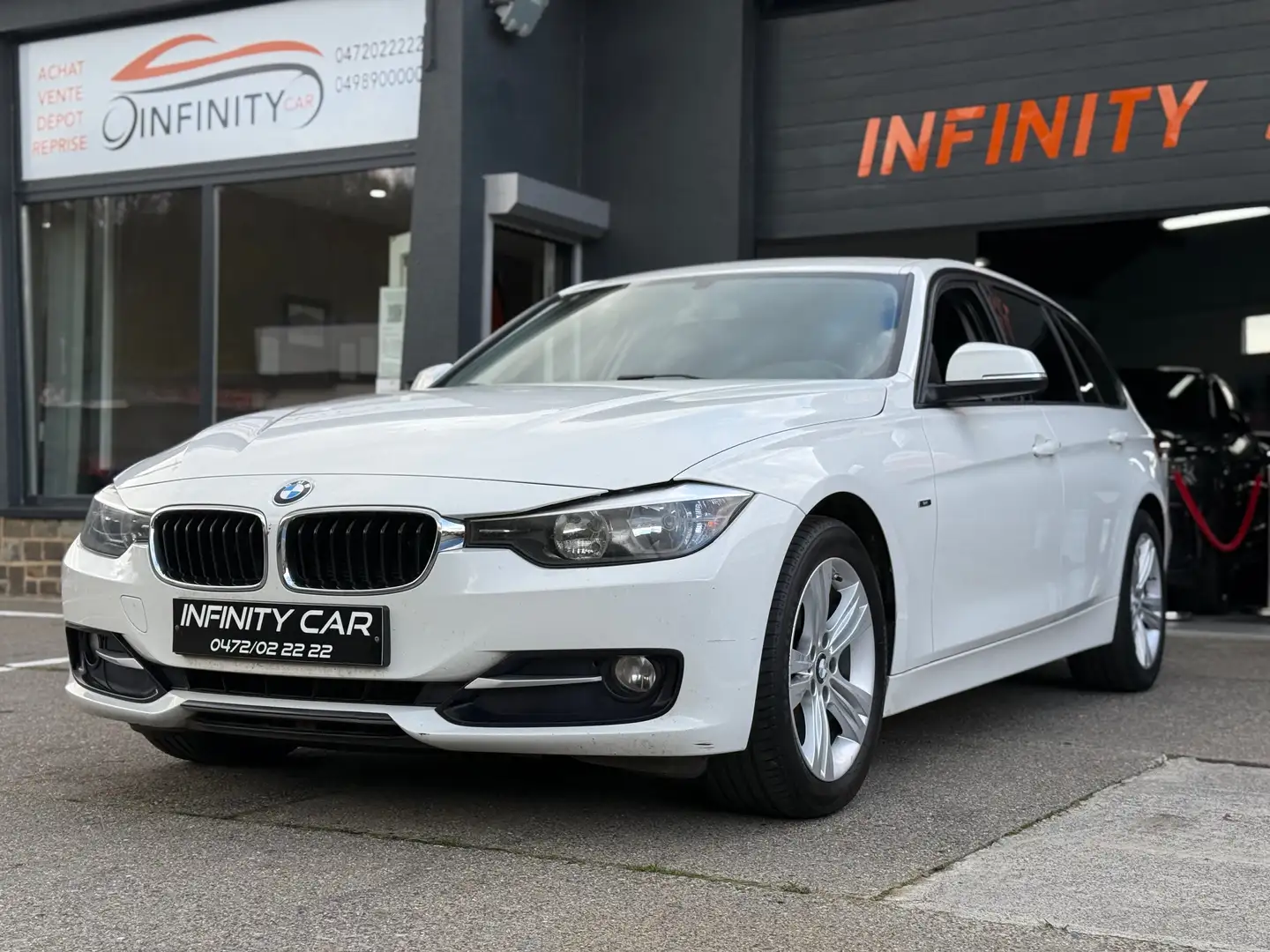 BMW 316 Touring 316 d Business ° PROBLEME MOTEUR Blanc - 1