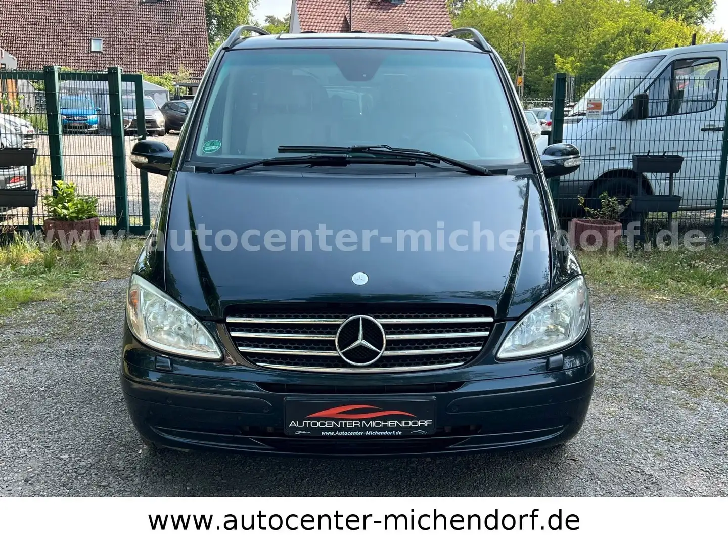 Mercedes-Benz Viano 3.0 CDI lang*Vollausstattung* Tüv 01-2027 Schwarz - 2