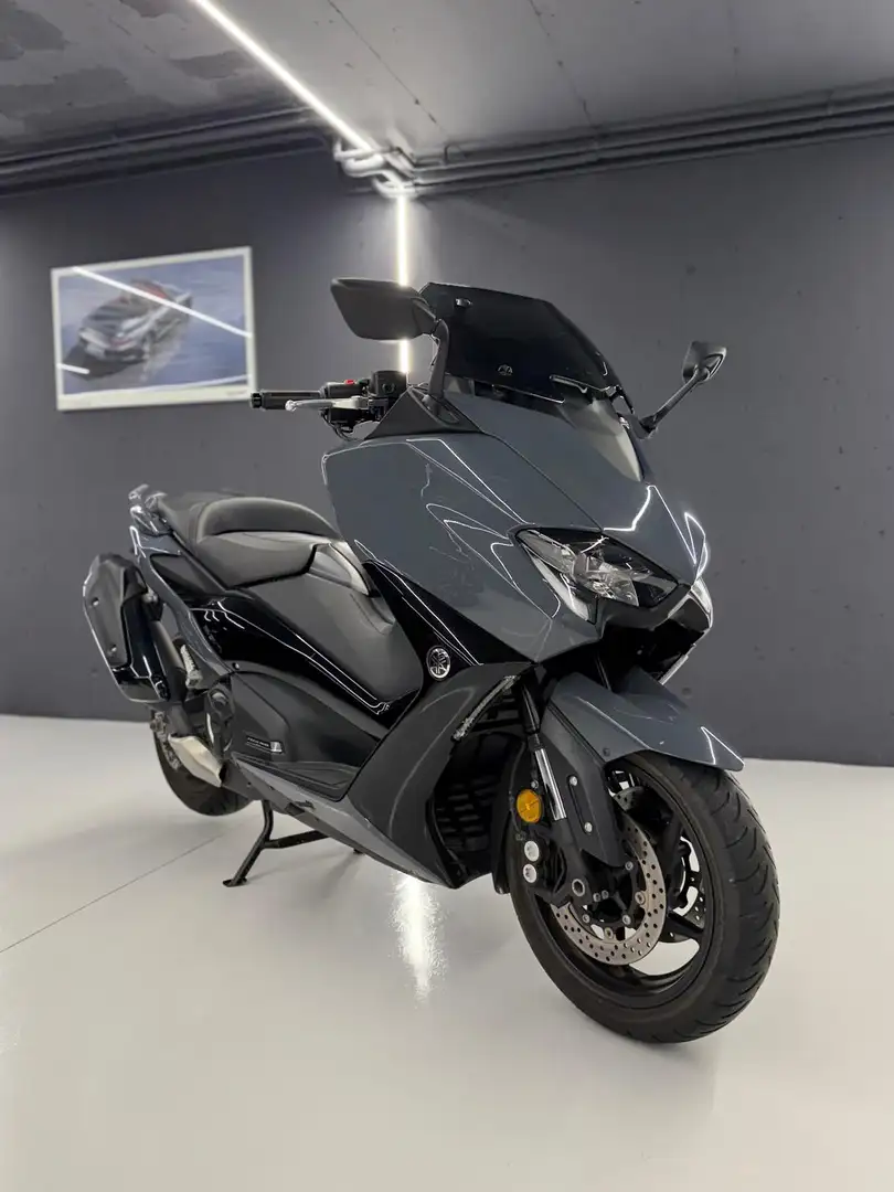 Yamaha TMAX 560 TECH MAX - 5.000 km Gris - 1