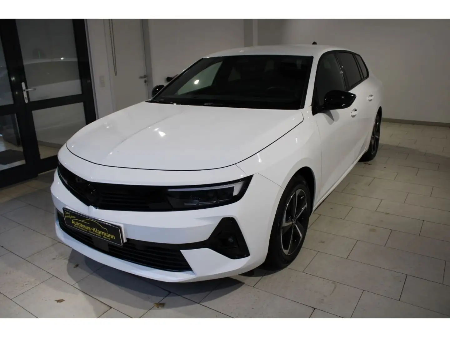 Opel Astra L Sports Tourer GS 1.2 Turbo EU6e 360 Kame Wit - 1