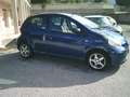 Toyota Aygo Aygo I 2005 5p 1.0 Sol m-mt Blau - thumbnail 2